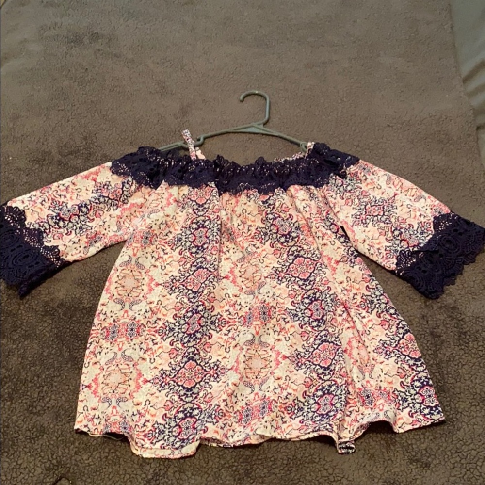 Medium Top, barely worn